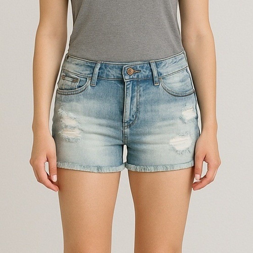 GRG DNM Montreal Women's Size 7 Stretch Denim Shorts Light Wash‎ Distressed
